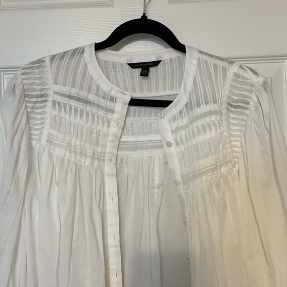 Banana republic blouse - Picture 4 of 10
